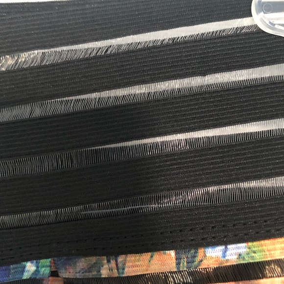 Ribboned sheer effect floral and black skirt - Picture 12 of 13